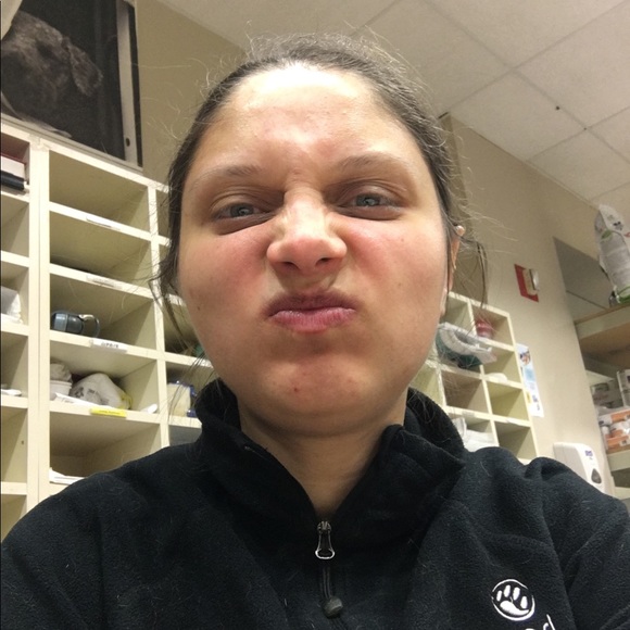 Meet your Posher, Jacqueline - Picture 1 of 1